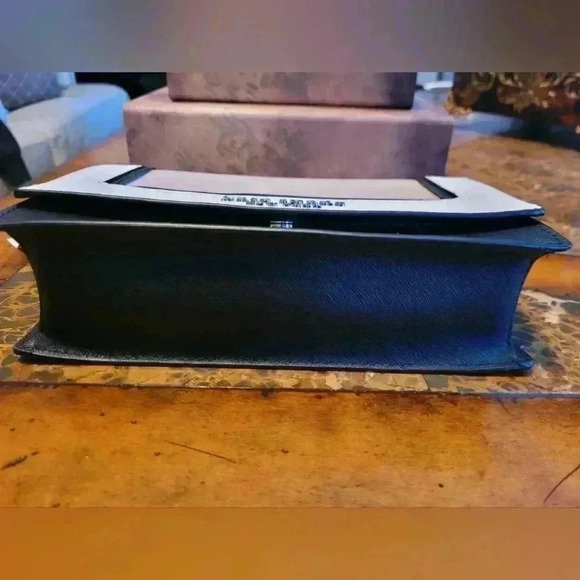 Kate Spade tricolored crossbody with silver hardware - Picture 5 of 11